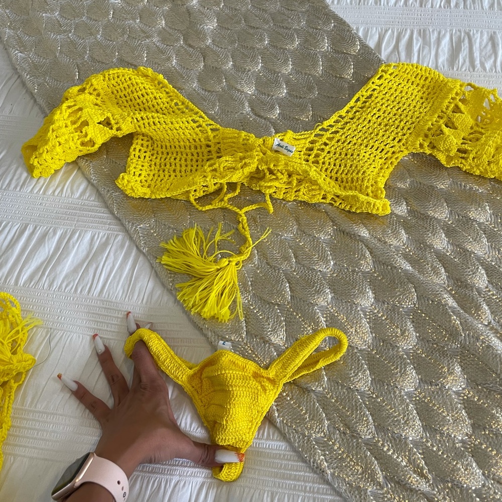 Andi bagus bikini new size  small/ medium